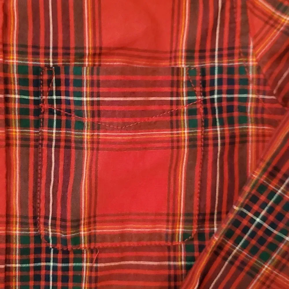 The Children's Place Boy's Long Sleeve Plaid Button Down Size 7/8
